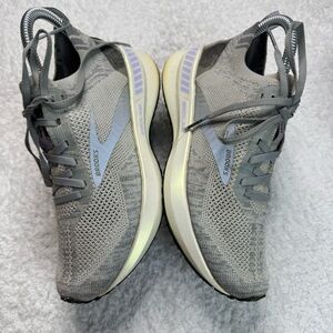 Brooks Women’s Bedlam 3 Running Shoes Size 5.5 Gray Purple